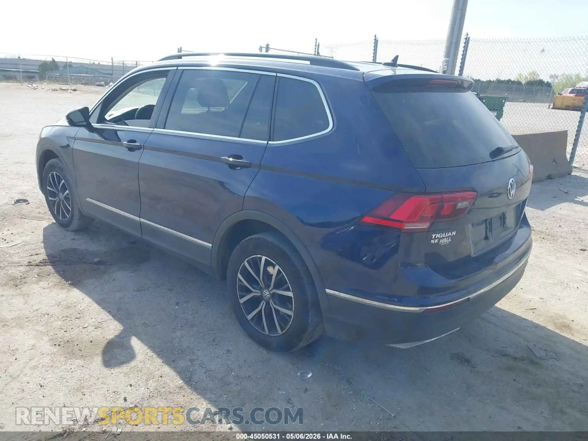 3 Photograph of a damaged car 3VV3B7AX6MM027641 VOLKSWAGEN TIGUAN 2021