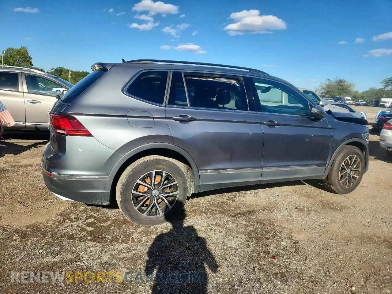 3 fotografías del automóvil dañado 3VV3B7AX6MM048747 VOLKSWAGEN TIGUAN 2021