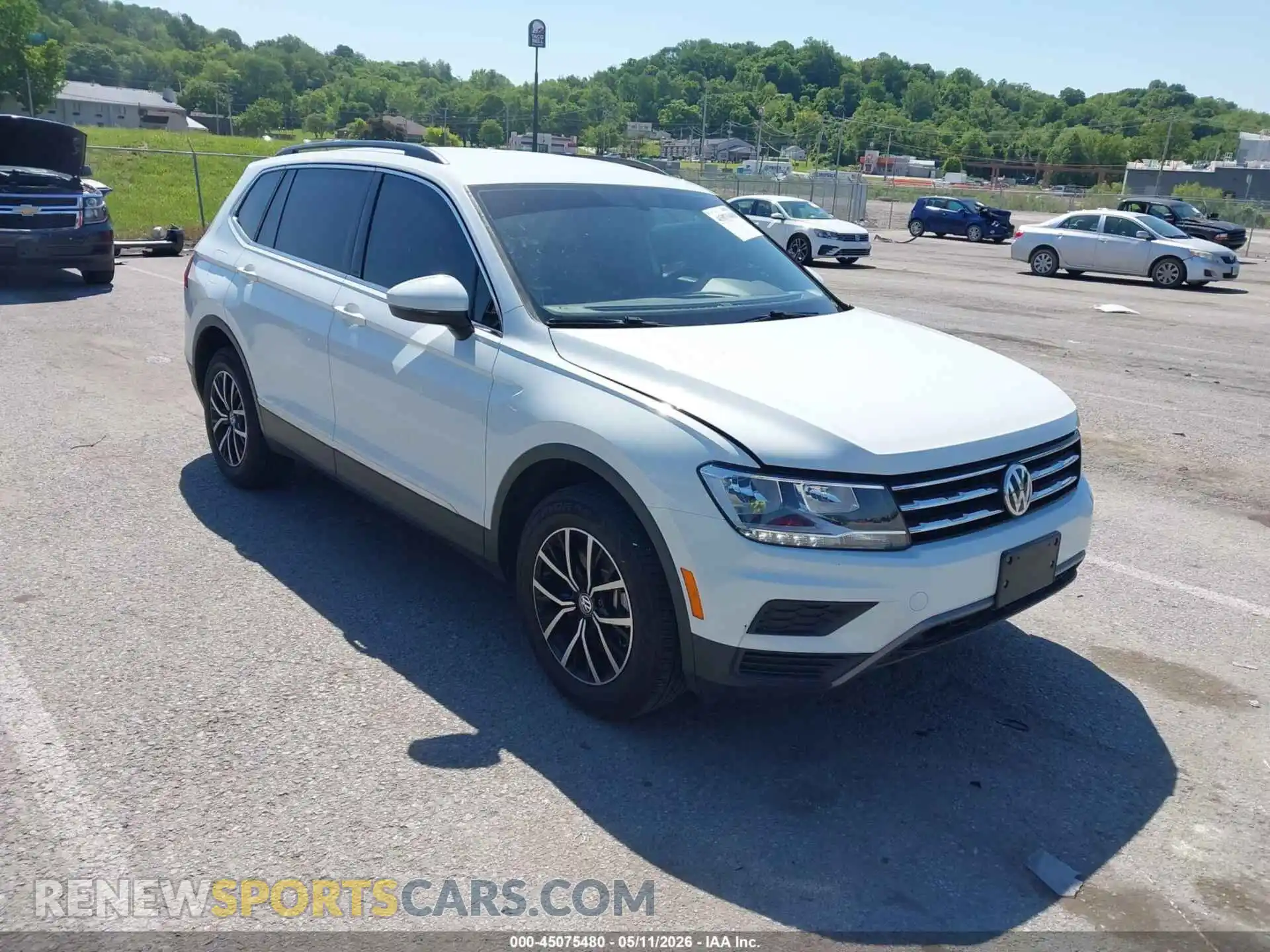 1 Photograph of a damaged car 3VV3B7AX6MM072854 VOLKSWAGEN TIGUAN 2021