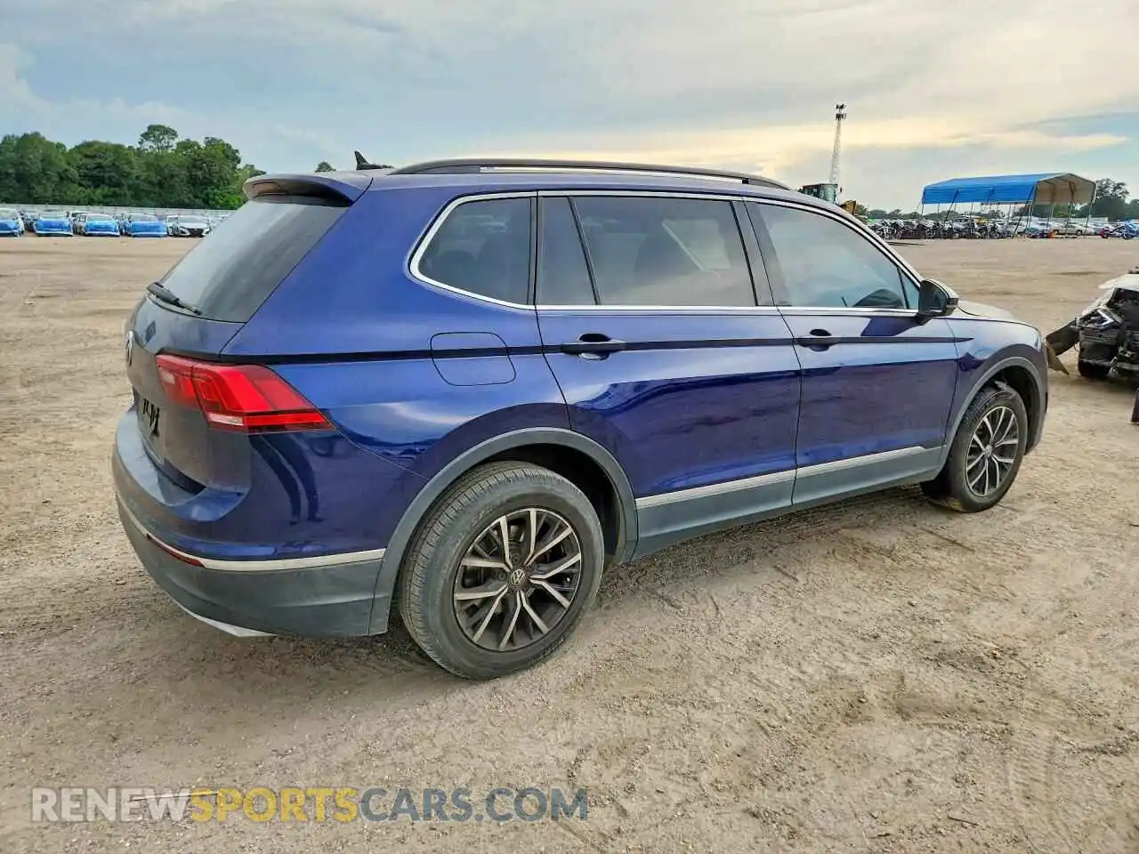 3 Photograph of a damaged car 3VV3B7AX6MM101415 VOLKSWAGEN TIGUAN 2021