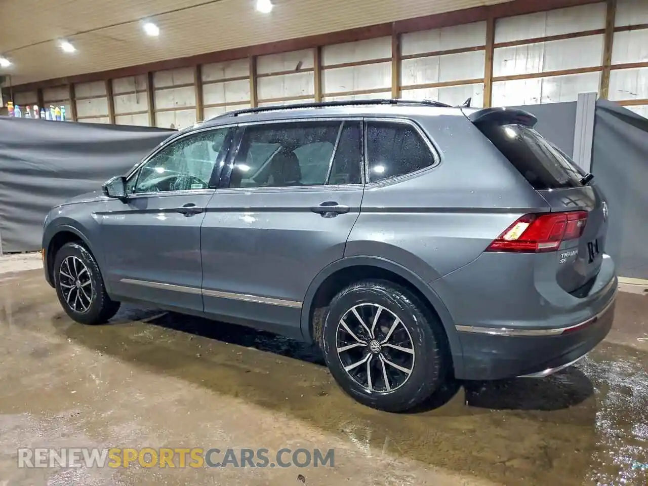 2 Photograph of a damaged car 3VV3B7AX6MM121485 VOLKSWAGEN TIGUAN 2021
