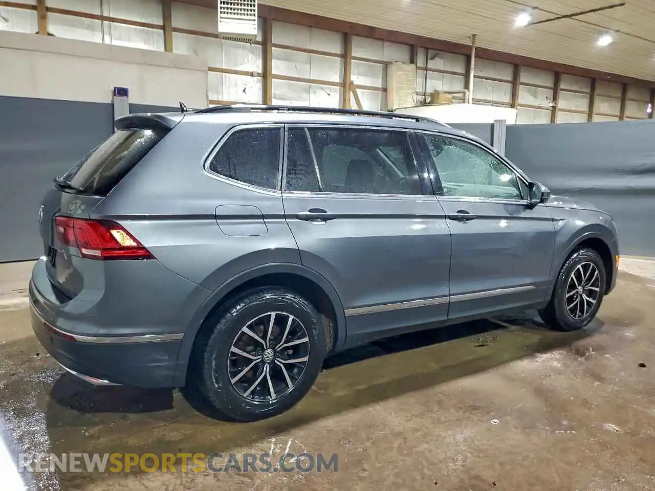 3 Photograph of a damaged car 3VV3B7AX6MM121485 VOLKSWAGEN TIGUAN 2021