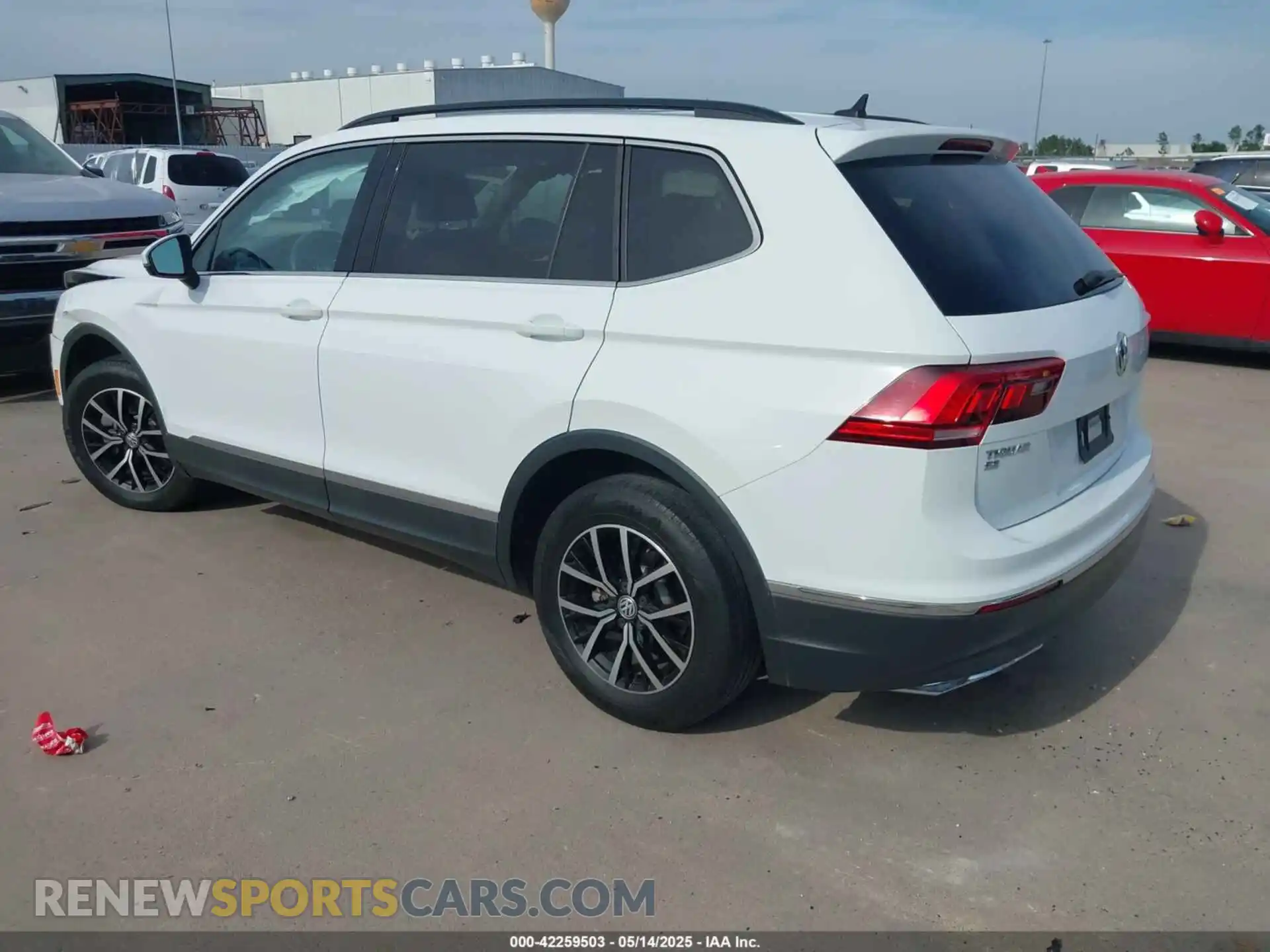 3 Photograph of a damaged car 3VV3B7AX7MM065332 VOLKSWAGEN TIGUAN 2021