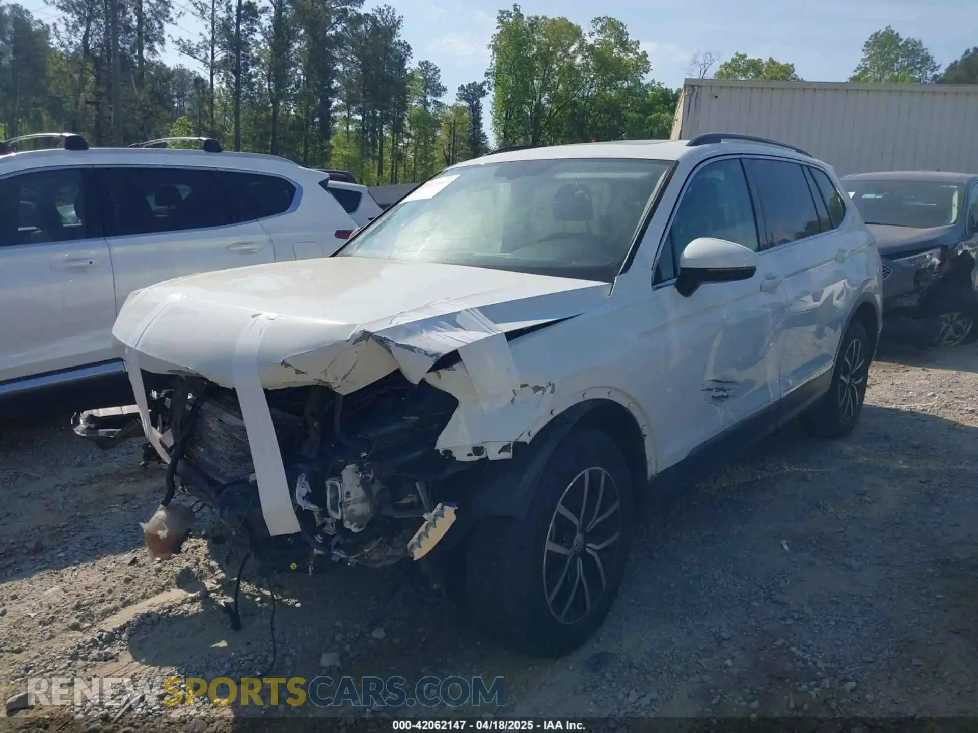 2 Photograph of a damaged car 3VV3B7AX7MM080266 VOLKSWAGEN TIGUAN 2021