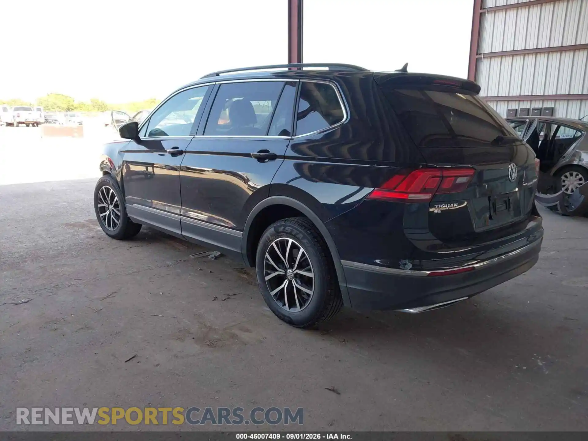 3 Photograph of a damaged car 3VV3B7AX7MM099156 VOLKSWAGEN TIGUAN 2021