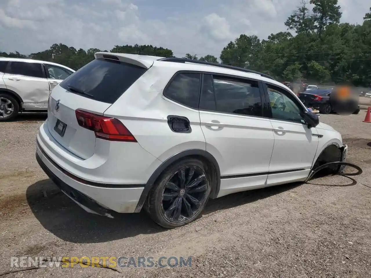 3 Photograph of a damaged car 3VV3B7AX7MM130227 VOLKSWAGEN TIGUAN 2021