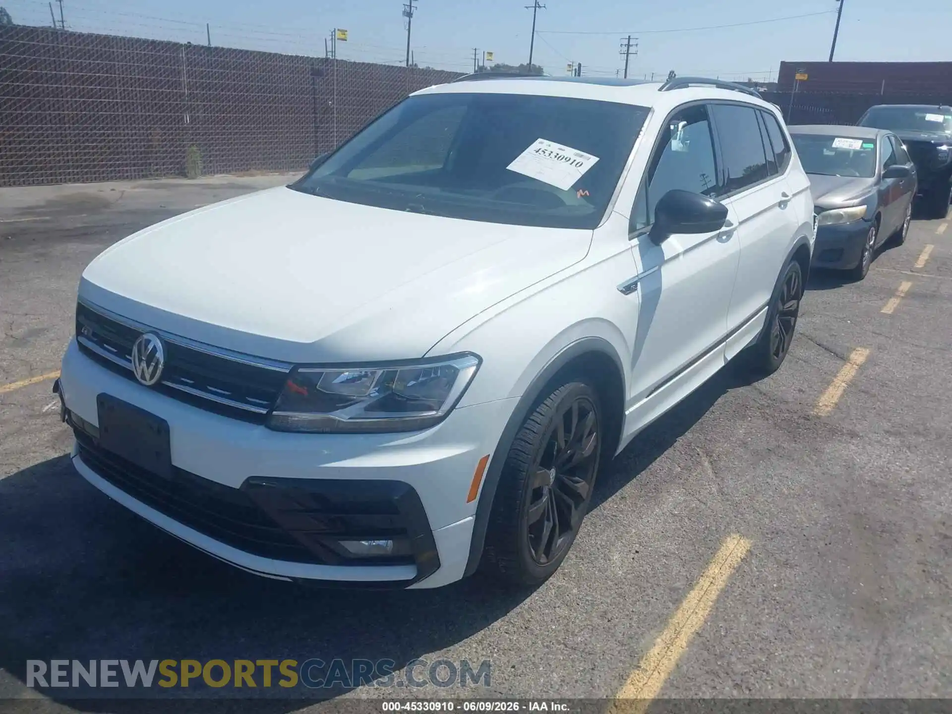 2 Фотография поврежденного автомобиля 3VV3B7AX8MM020867 VOLKSWAGEN TIGUAN 2021
