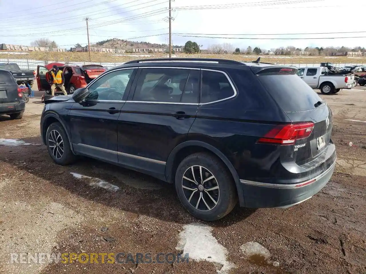 2 Photograph of a damaged car 3VV3B7AX8MM118216 VOLKSWAGEN TIGUAN 2021