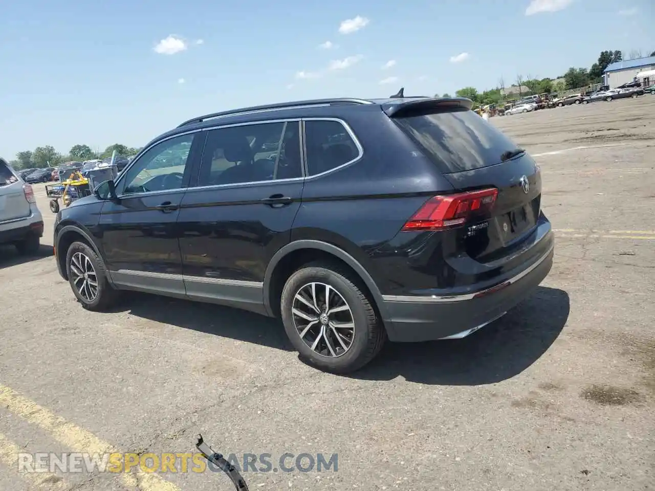 2 Photograph of a damaged car 3VV3B7AX9MM002023 VOLKSWAGEN TIGUAN 2021