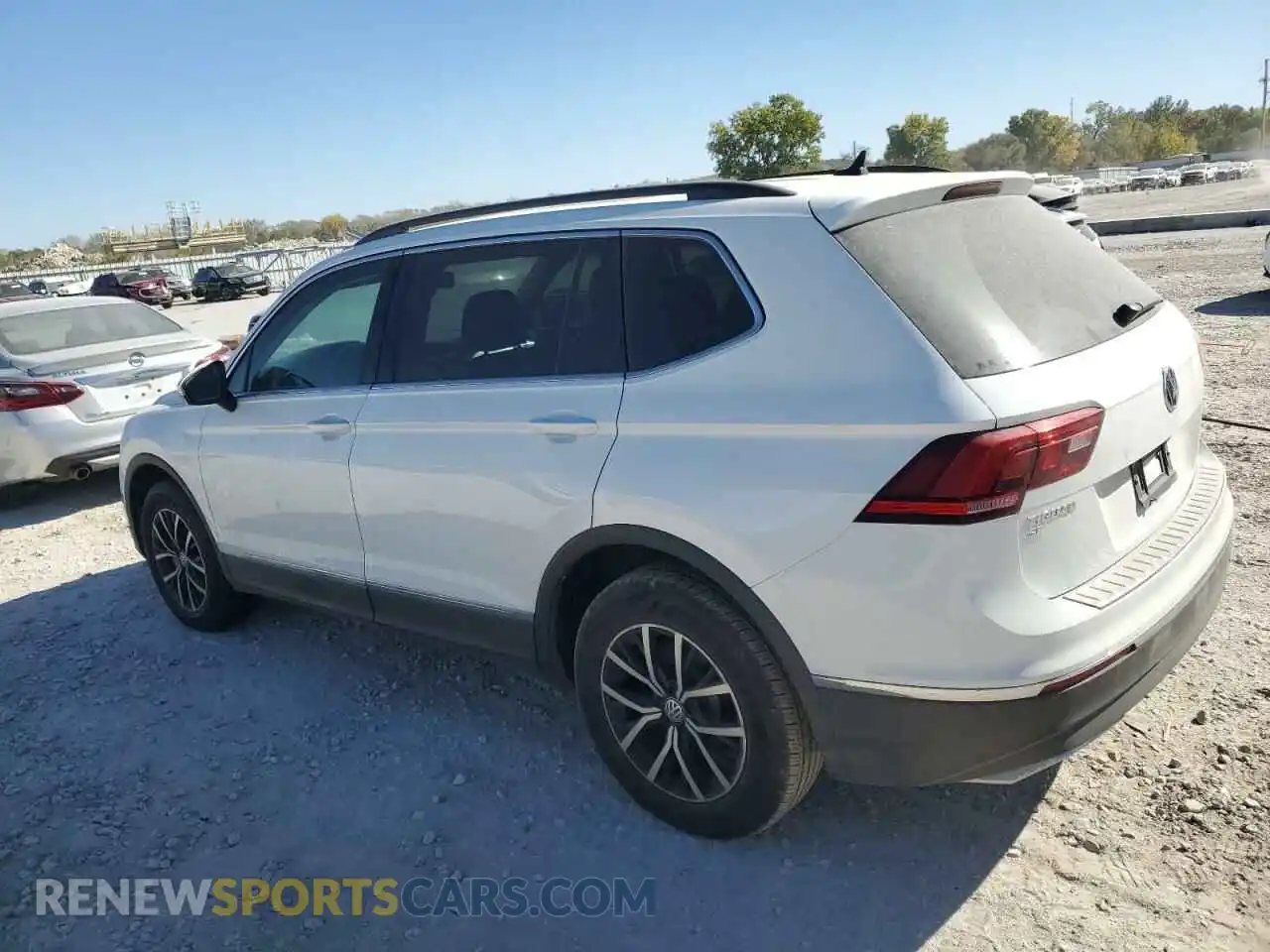 2 Photograph of a damaged car 3VV3B7AX9MM014642 VOLKSWAGEN TIGUAN 2021