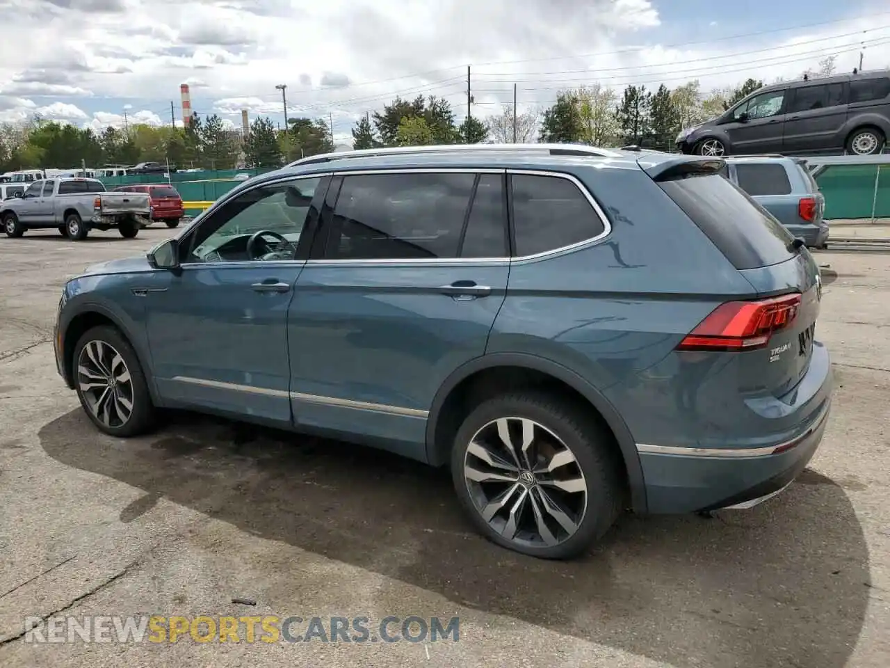 2 Photograph of a damaged car 3VV4B7AX4MM049500 VOLKSWAGEN TIGUAN 2021