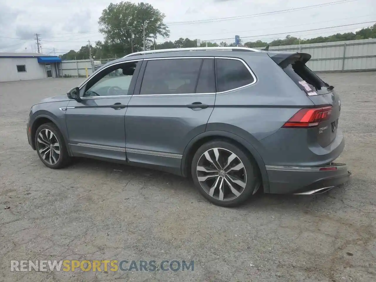2 Photograph of a damaged car 3VV4B7AX6MM081302 VOLKSWAGEN TIGUAN 2021