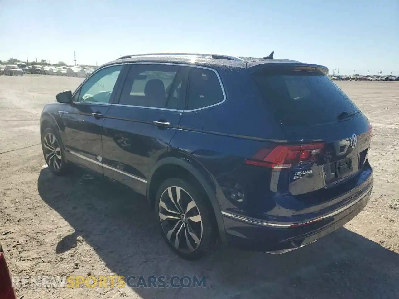 2 Photograph of a damaged car 3VV4B7AX7MM121323 VOLKSWAGEN TIGUAN 2021