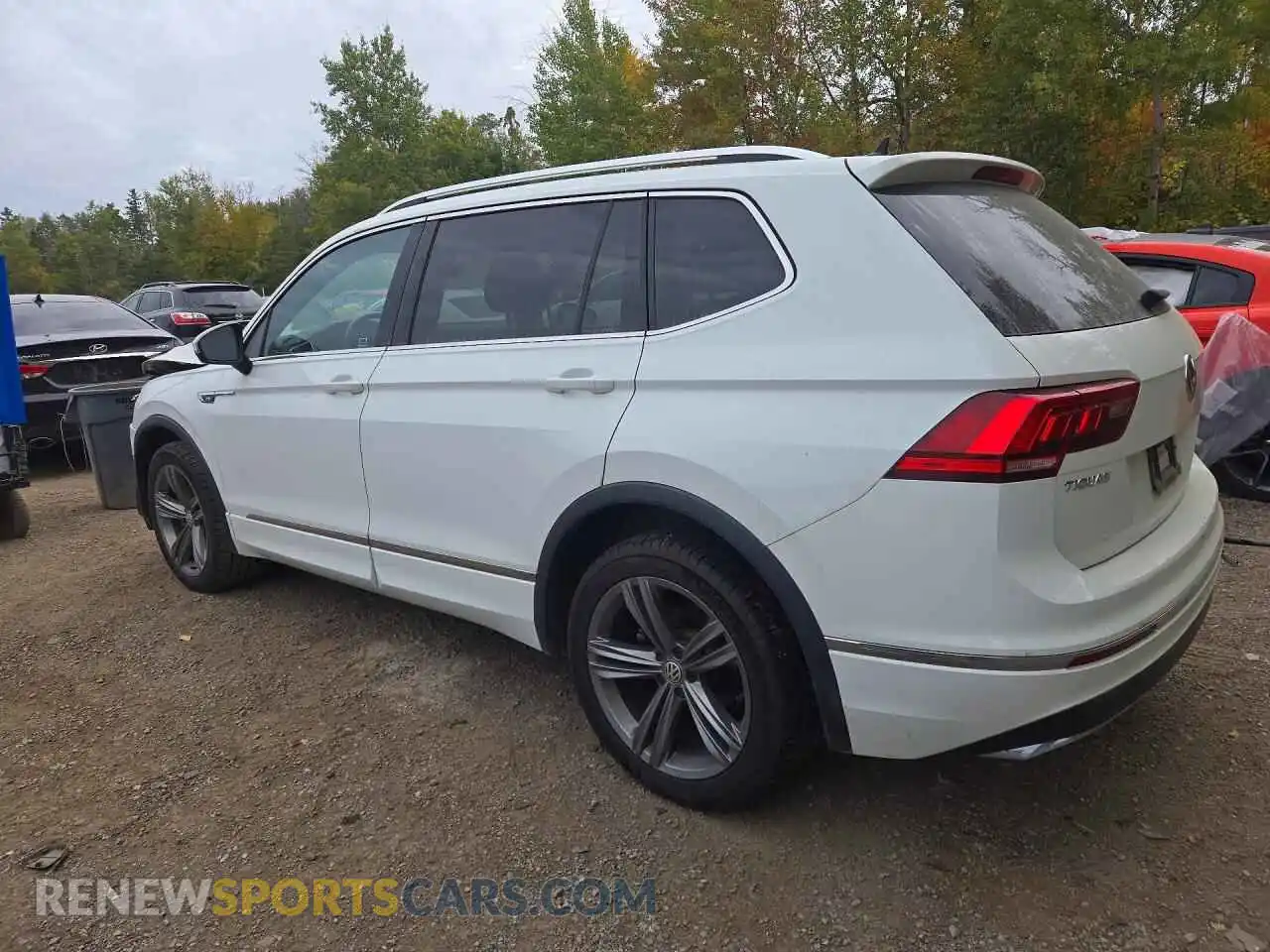 2 Photograph of a damaged car 3VV4B7AX8MM108502 VOLKSWAGEN TIGUAN 2021
