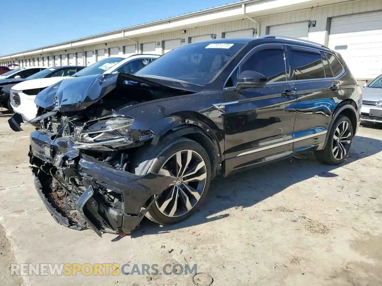 1 Фотография поврежденного автомобиля 3VV4B7AX9MM062274 VOLKSWAGEN TIGUAN 2021