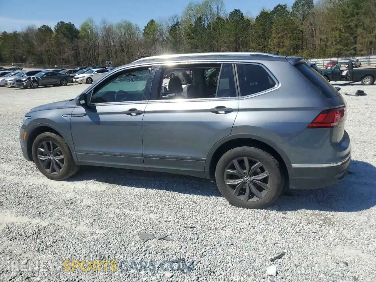 2 Фотография поврежденного автомобиля 3VV3B7AX9NM100003 VOLKSWAGEN TIGUAN 2022