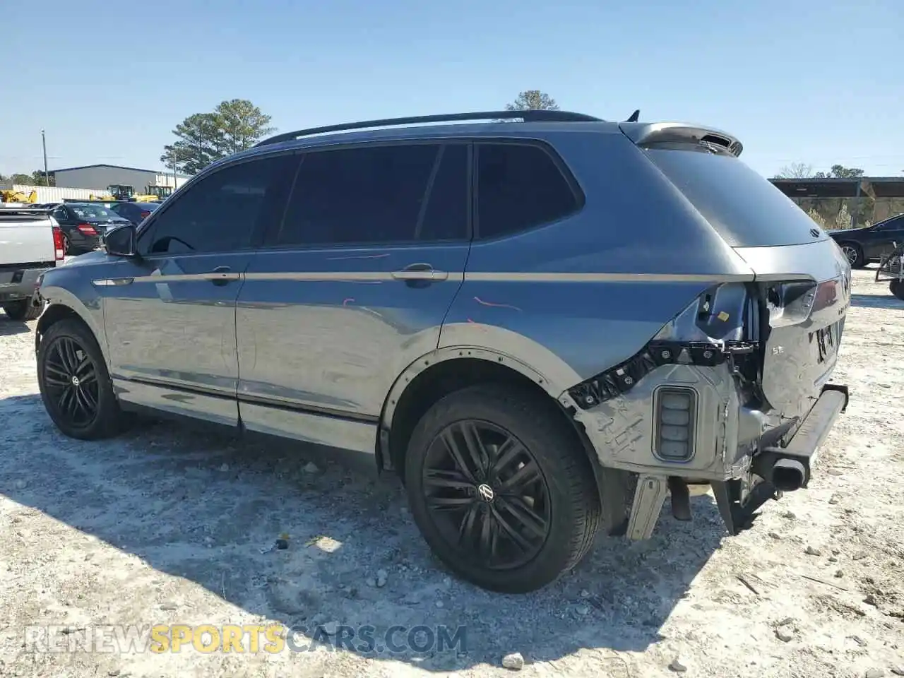 2 Photograph of a damaged car 3VVCB7AX5NM080672 VOLKSWAGEN TIGUAN 2022