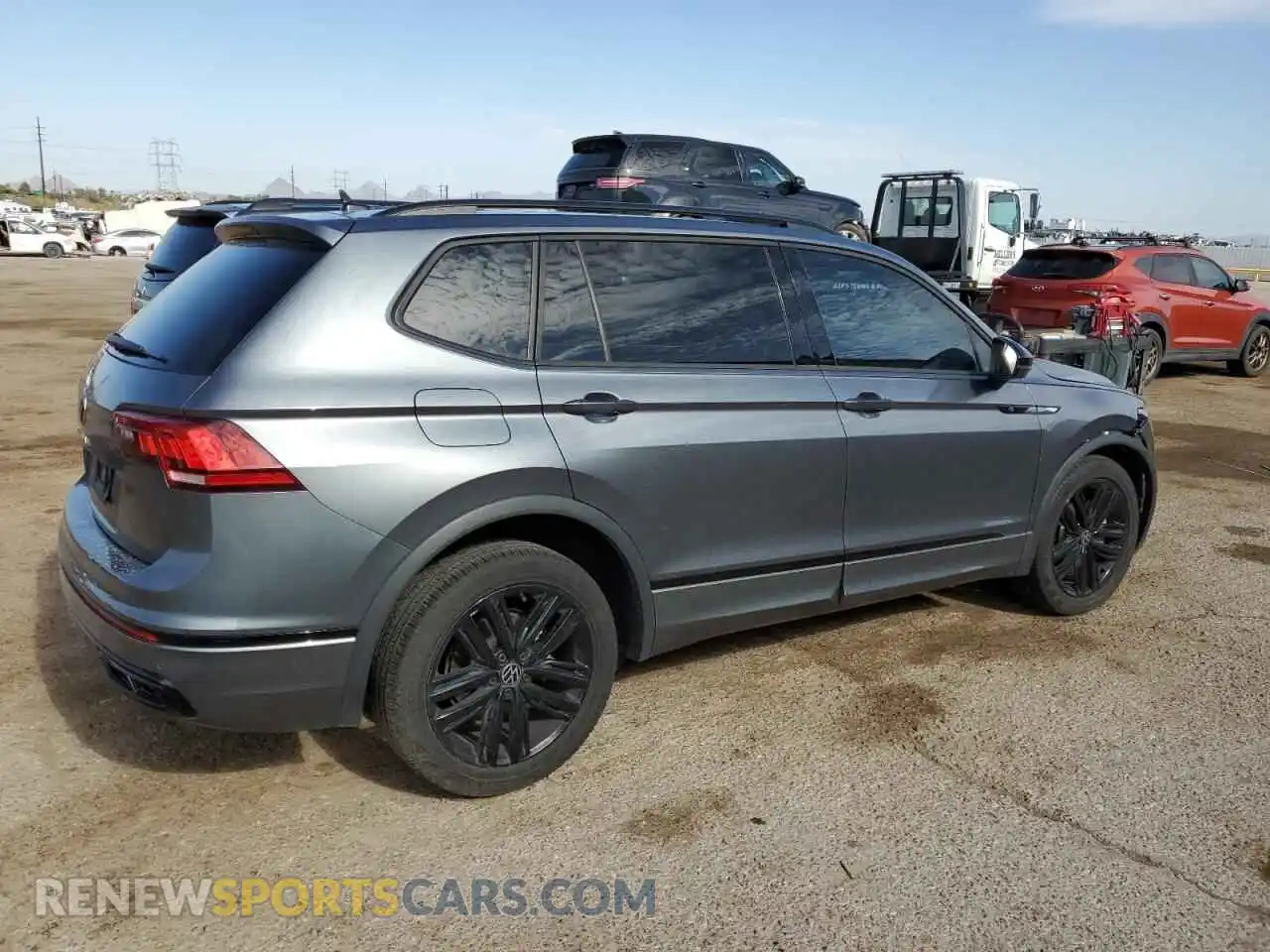 3 Фотография поврежденного автомобиля 3VVCB7AX5NM110253 VOLKSWAGEN TIGUAN 2022