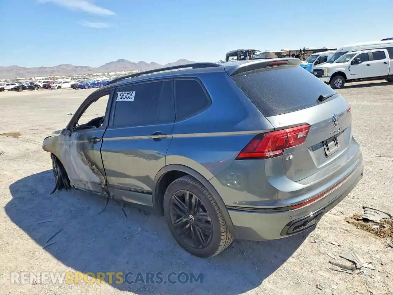 2 Photograph of a damaged car 3VVCB7AX7NM053263 VOLKSWAGEN TIGUAN 2022