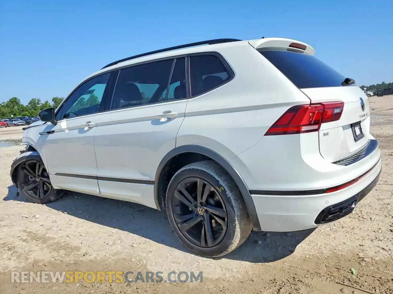 2 Фотография поврежденного автомобиля 3VVCB7AX0PM069971 VOLKSWAGEN TIGUAN 2023