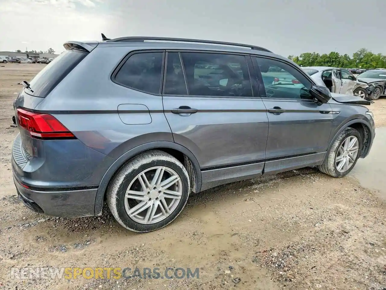 3 fotografías del automóvil dañado 3VVCB7AX1PM045369 VOLKSWAGEN TIGUAN 2023
