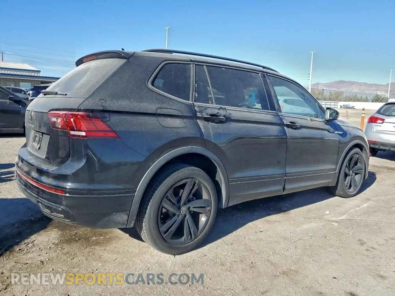 3 Photograph of a damaged car 3VVCB7AX3PM070225 VOLKSWAGEN TIGUAN 2023