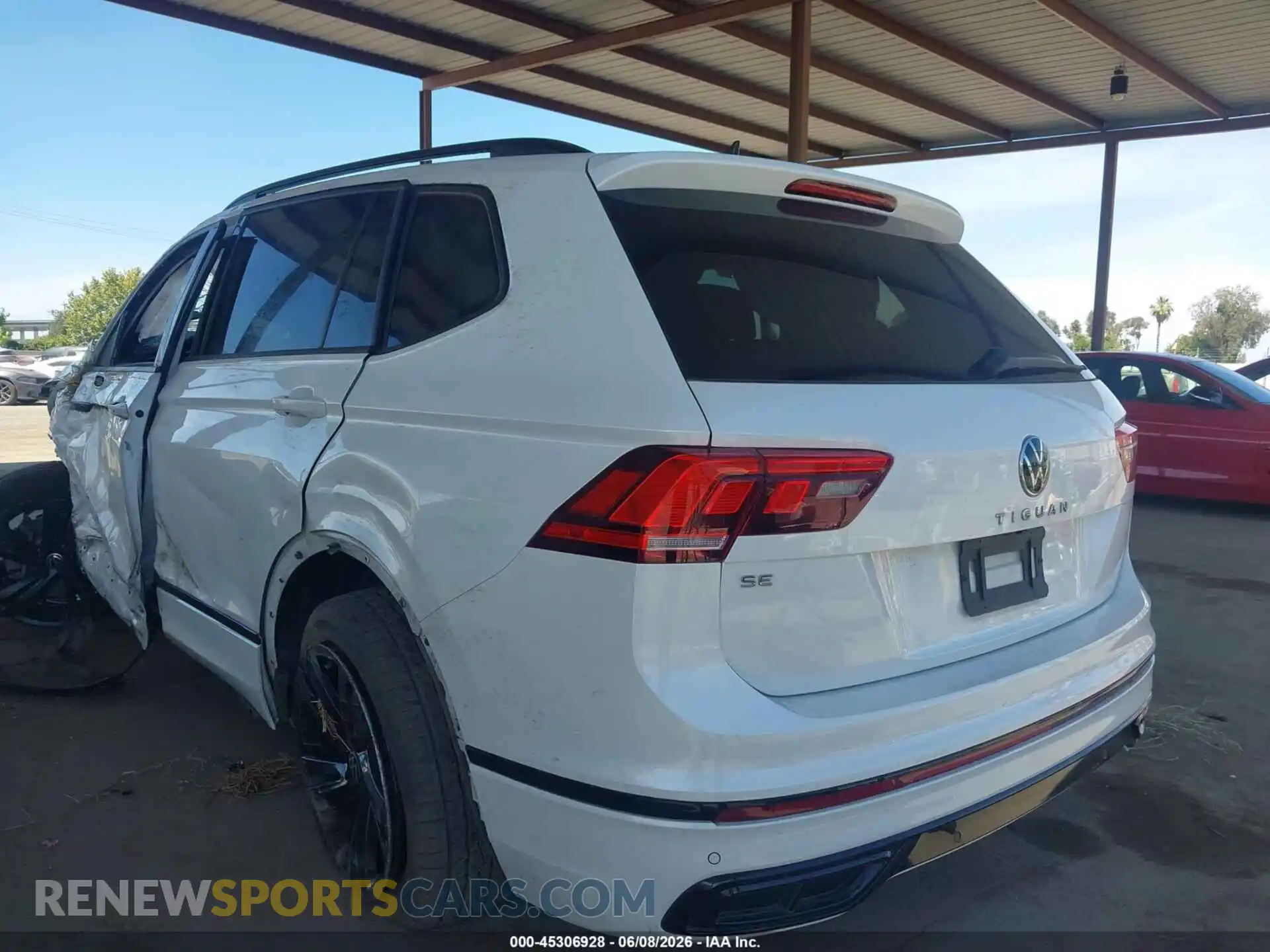 3 Фотография поврежденного автомобиля 3VVCB7AX3PM103689 VOLKSWAGEN TIGUAN 2023
