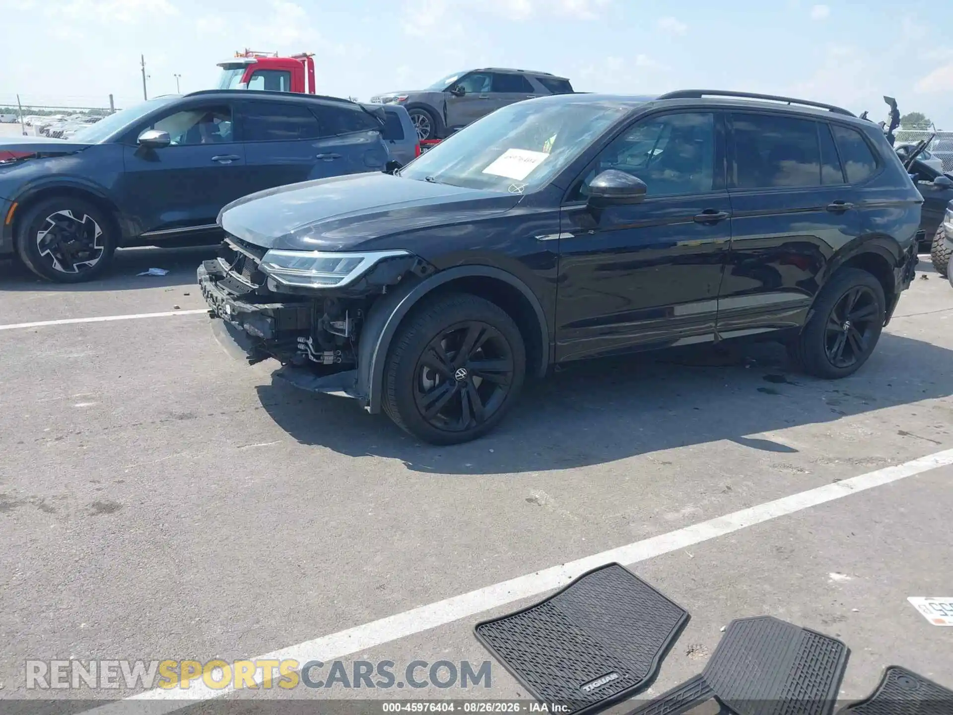 2 fotografías del automóvil dañado 3VVCB7AX5PM011113 VOLKSWAGEN TIGUAN 2023