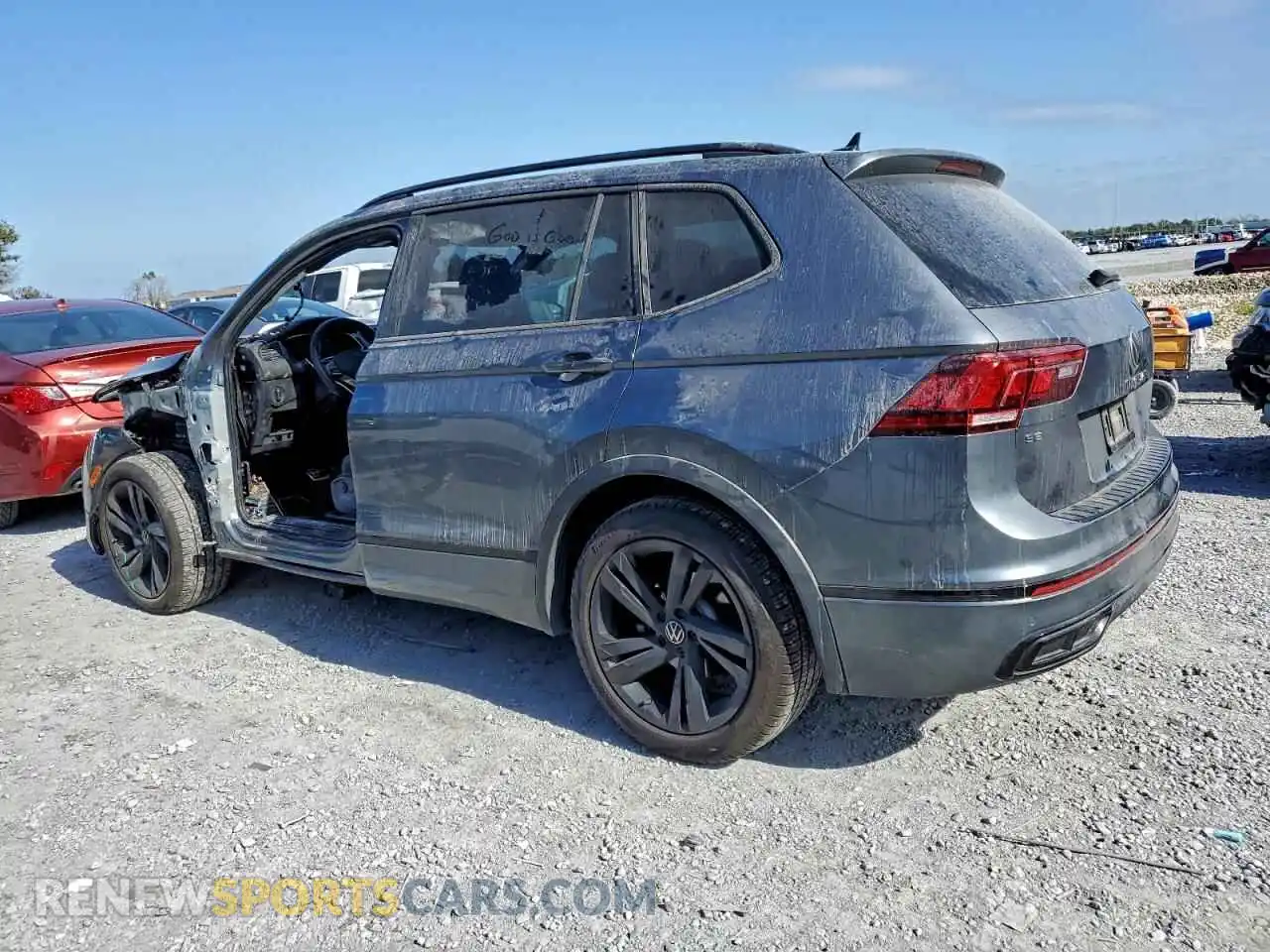 2 Photograph of a damaged car 3VVCB7AX5PM120011 VOLKSWAGEN TIGUAN 2023
