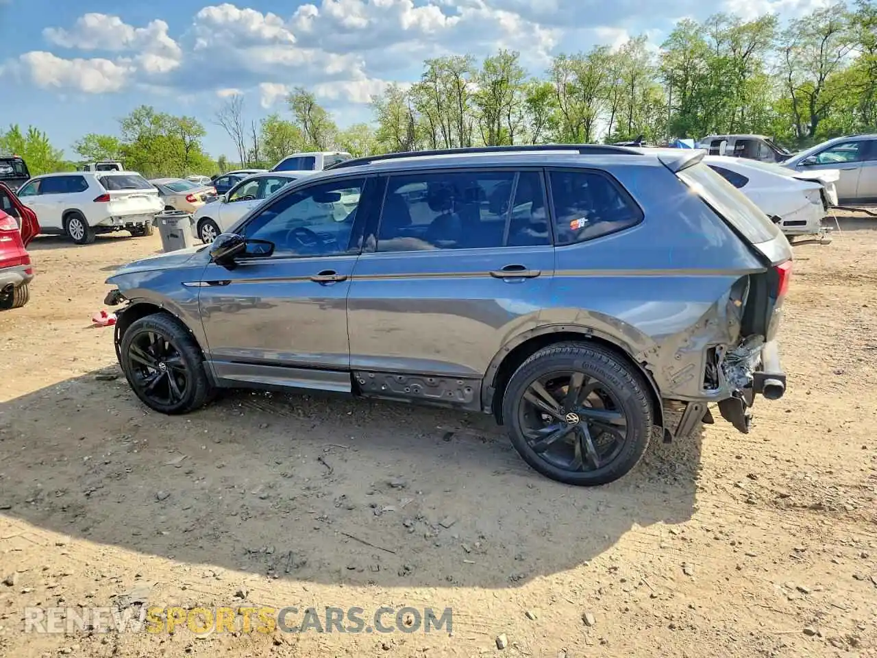 2 fotografías del automóvil dañado 3VVCB7AX6PM035131 VOLKSWAGEN TIGUAN 2023