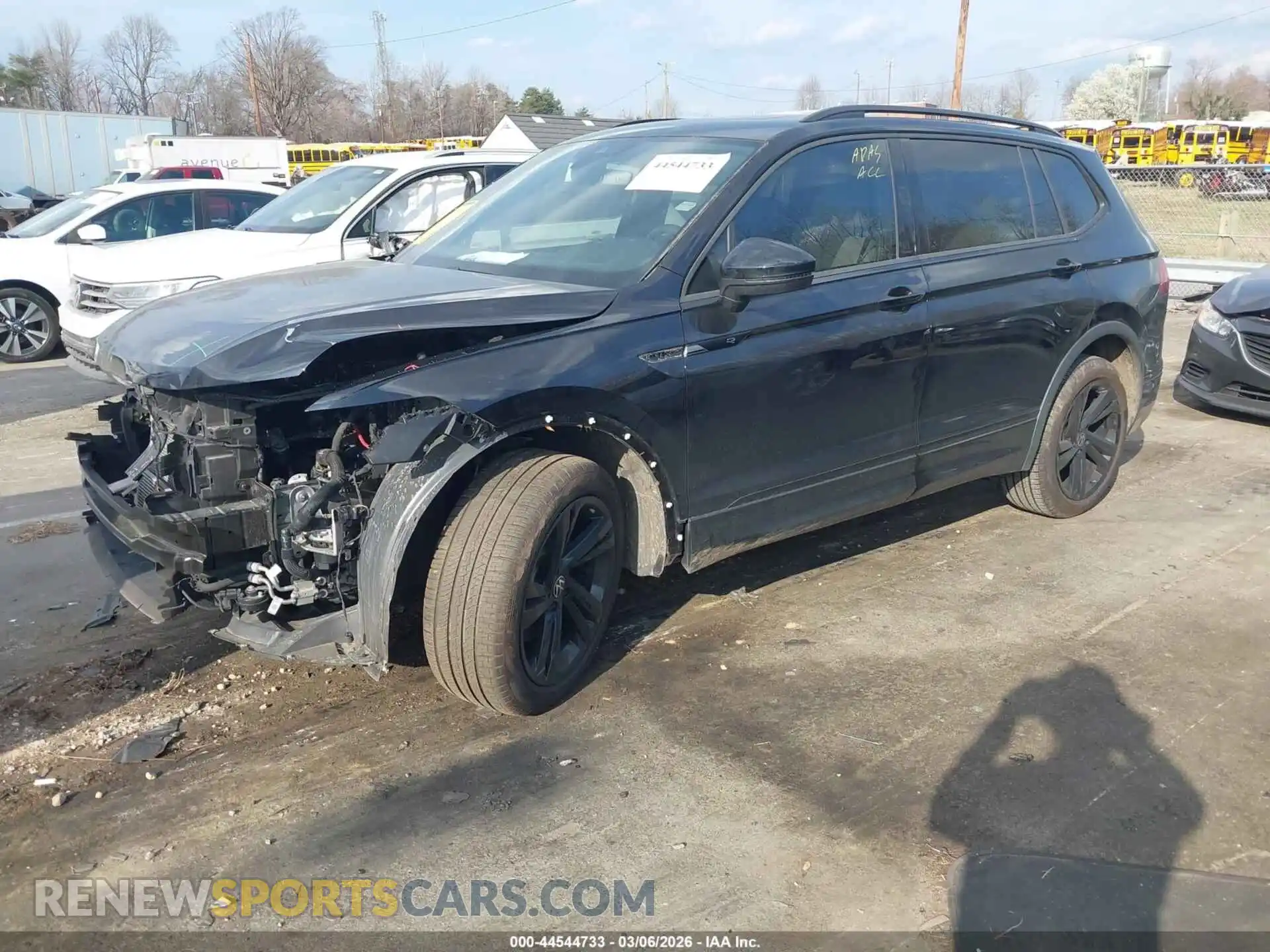 2 Photograph of a damaged car 3VVCB7AX8PM018833 VOLKSWAGEN TIGUAN 2023
