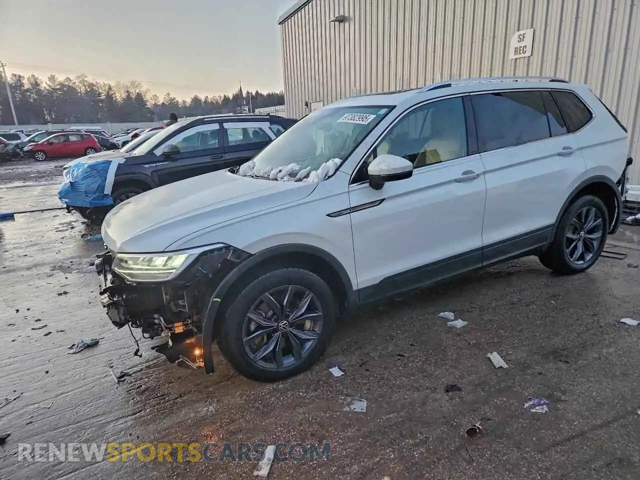 1 Фотография поврежденного автомобиля 3VVMB7AX9PM025665 VOLKSWAGEN TIGUAN 2023