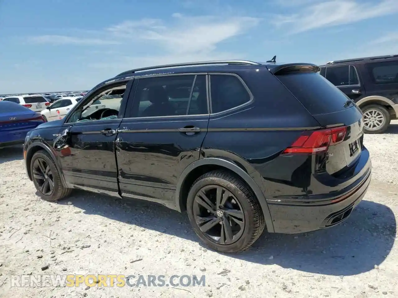 2 Photograph of a damaged car 3VVCB7AX0RM224988 VOLKSWAGEN TIGUAN 2024