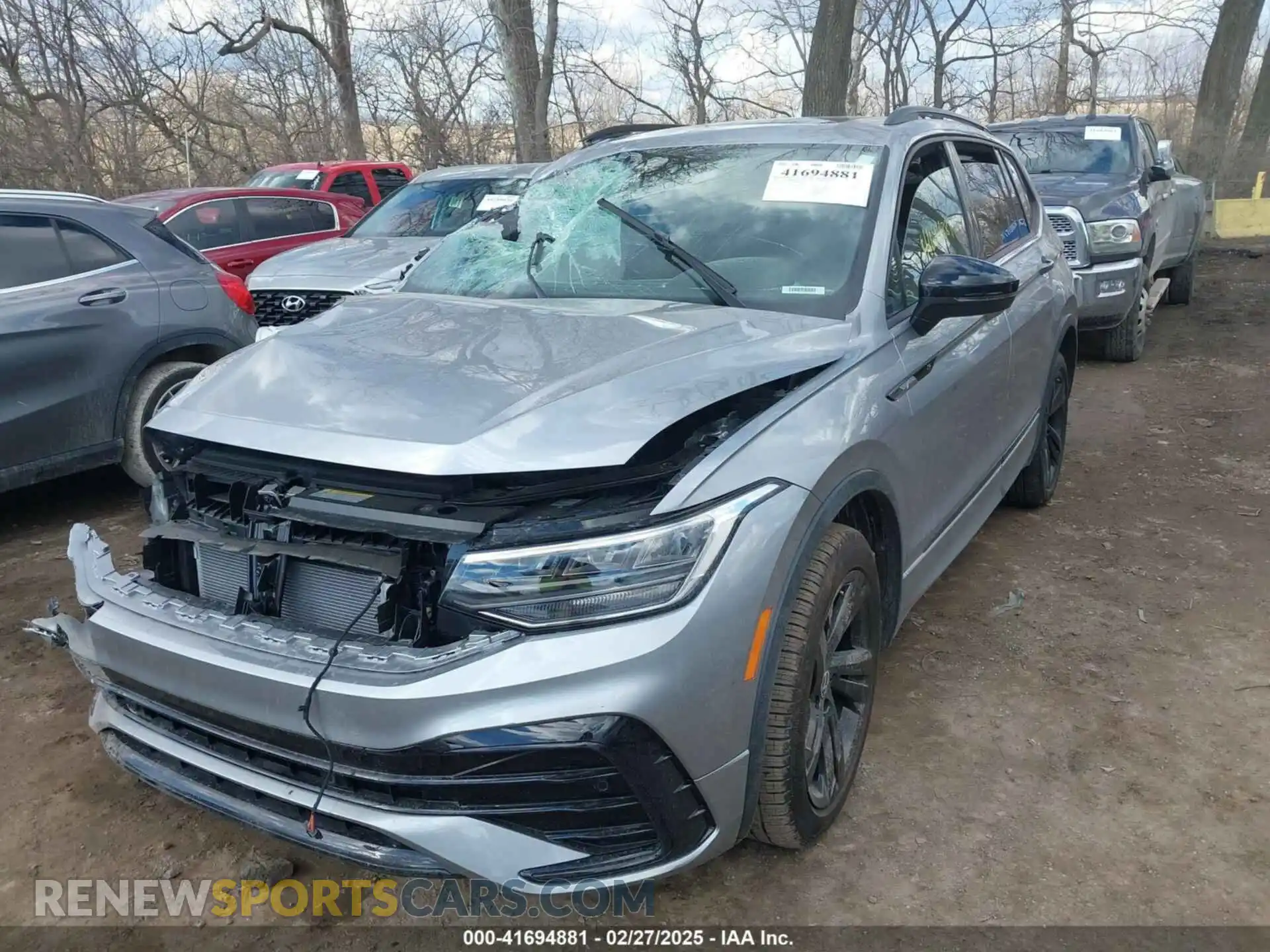 2 Photograph of a damaged car 3VVCB7AX2RM209005 VOLKSWAGEN TIGUAN 2024