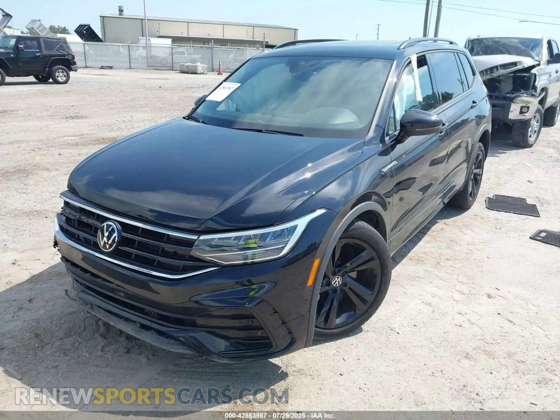 2 Photograph of a damaged car 3VVCB7AX3RM001912 VOLKSWAGEN TIGUAN 2024