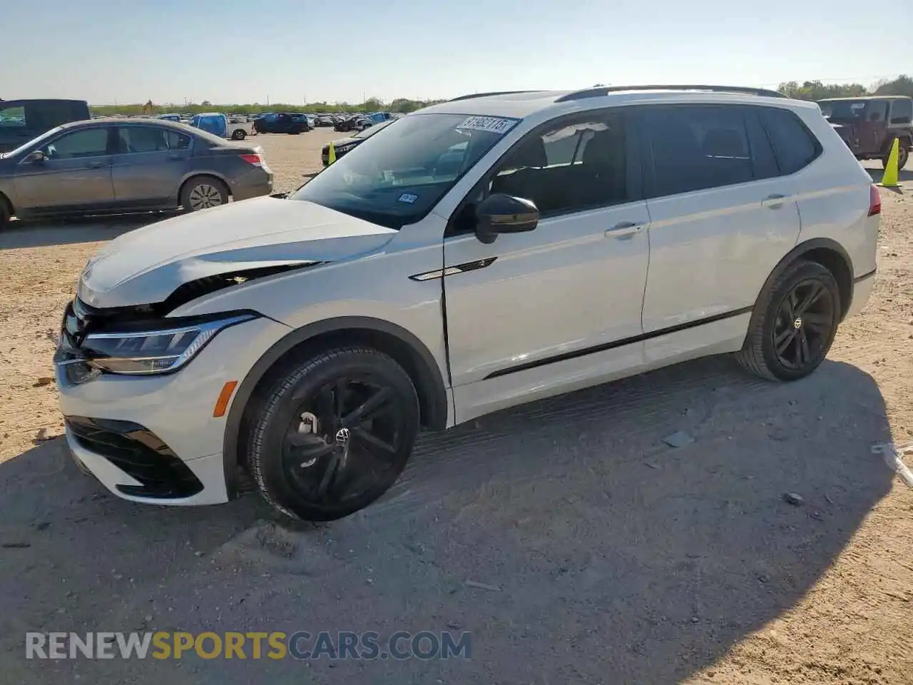 1 Photograph of a damaged car 3VVCB7AX4RM011803 VOLKSWAGEN TIGUAN 2024
