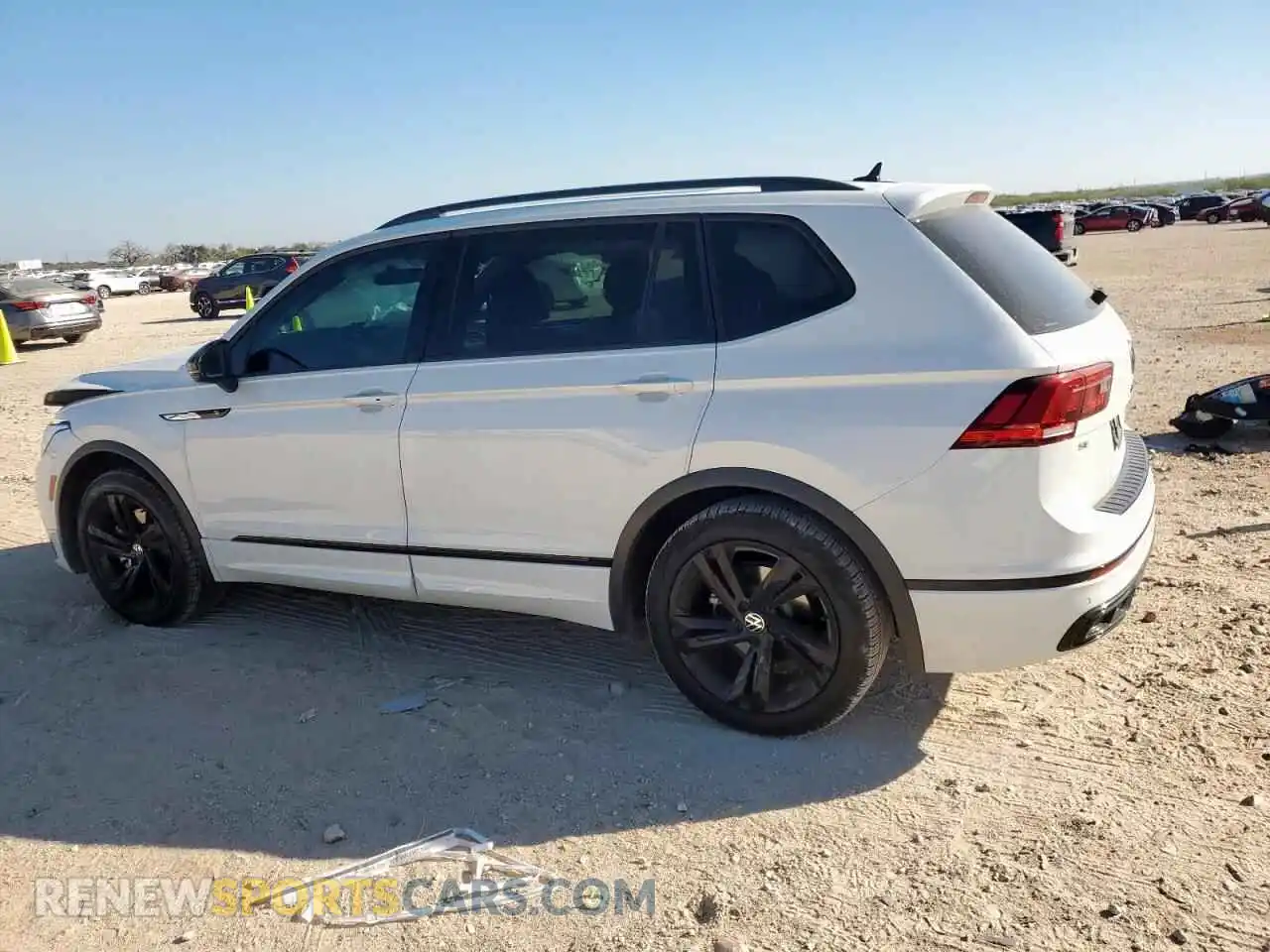 2 Photograph of a damaged car 3VVCB7AX4RM011803 VOLKSWAGEN TIGUAN 2024