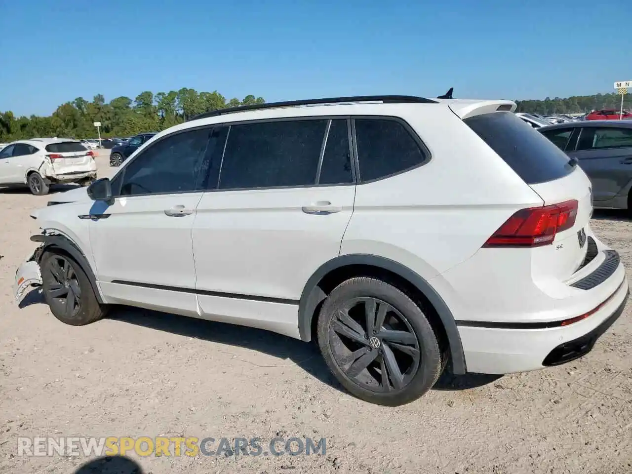 2 fotografías del automóvil dañado 3VVCB7AX4RM230082 VOLKSWAGEN TIGUAN 2024
