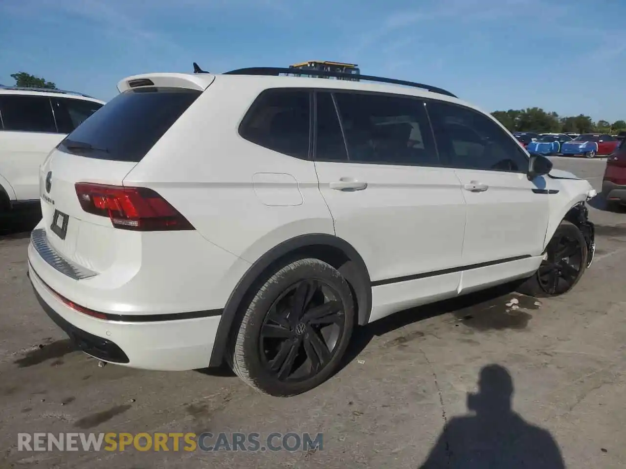 3 Photograph of a damaged car 3VVCB7AX8RM019189 VOLKSWAGEN TIGUAN 2024