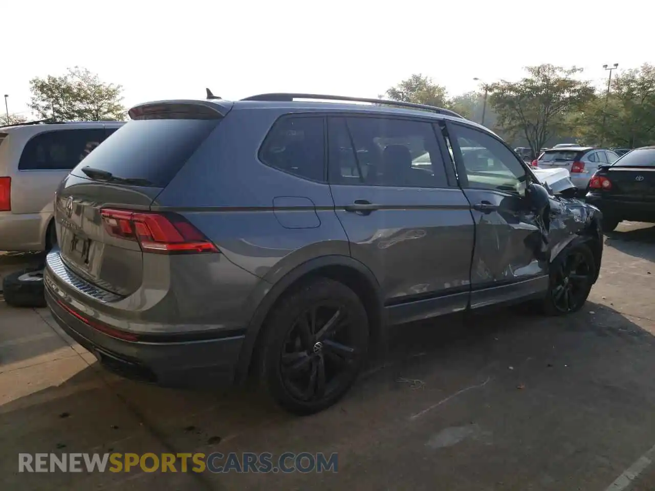3 fotografías del automóvil dañado 3VVCB7AX8RM067596 VOLKSWAGEN TIGUAN 2024