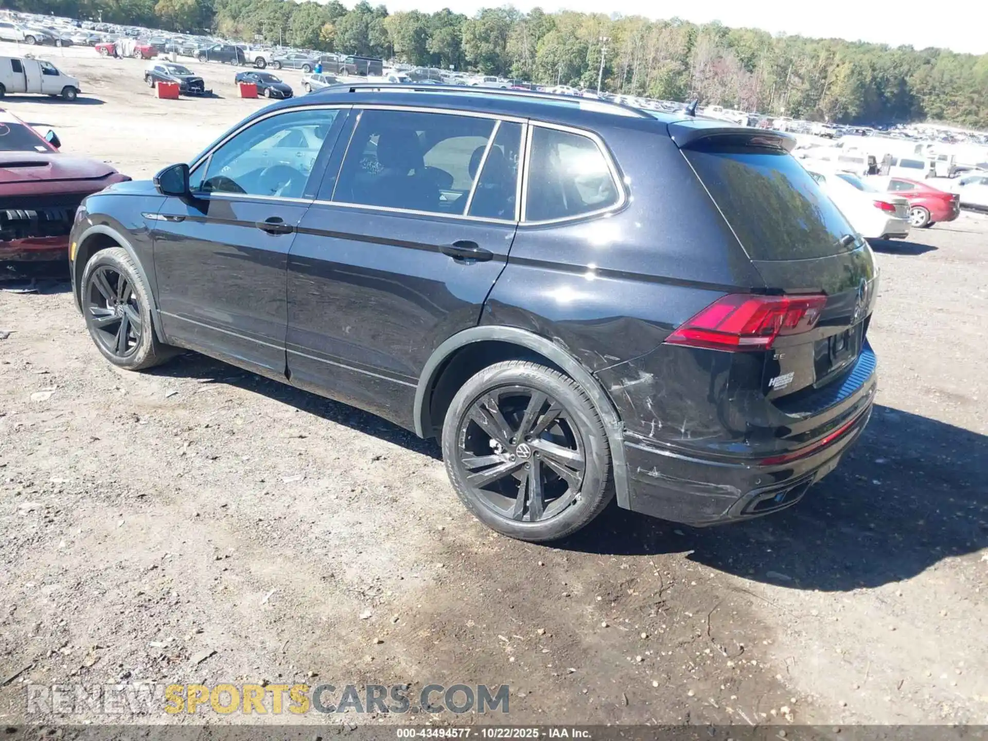 3 Фотография поврежденного автомобиля 3VVCB7AX9RM160417 VOLKSWAGEN TIGUAN 2024