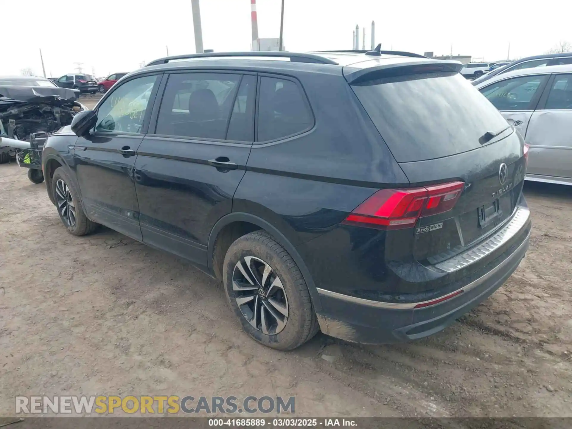 3 Фотография поврежденного автомобиля 3VVFB7AX7RM111990 VOLKSWAGEN TIGUAN 2024