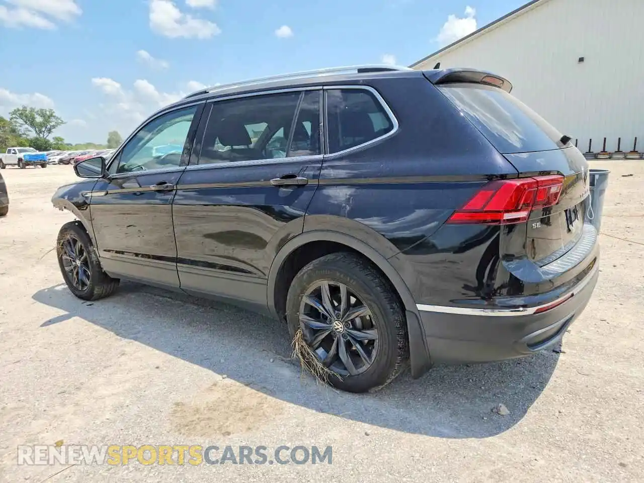 2 Photograph of a damaged car 3VVMB7AX1RM076533 VOLKSWAGEN TIGUAN 2024
