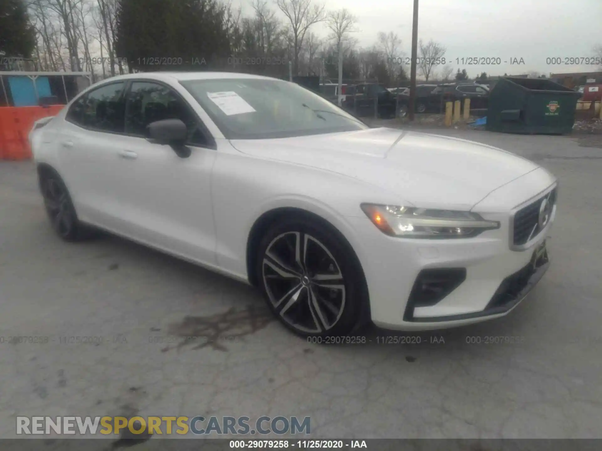 1 Photograph of a damaged car 7JR102FM8KG012984 VOLVO S60 2019