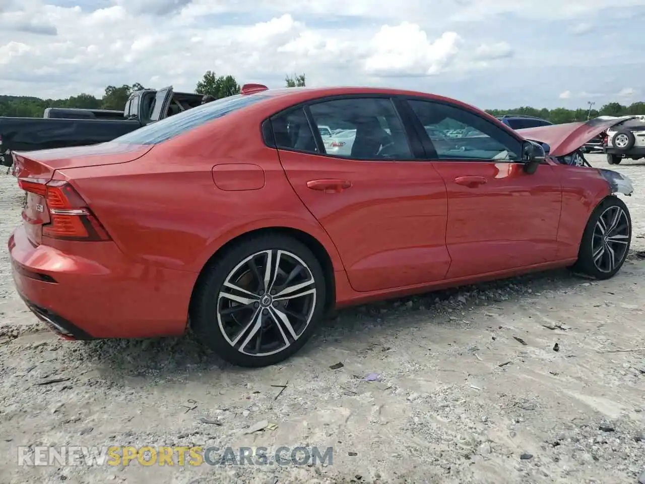 3 Photograph of a damaged car 7JR102FM9KG000519 VOLVO S60 2019
