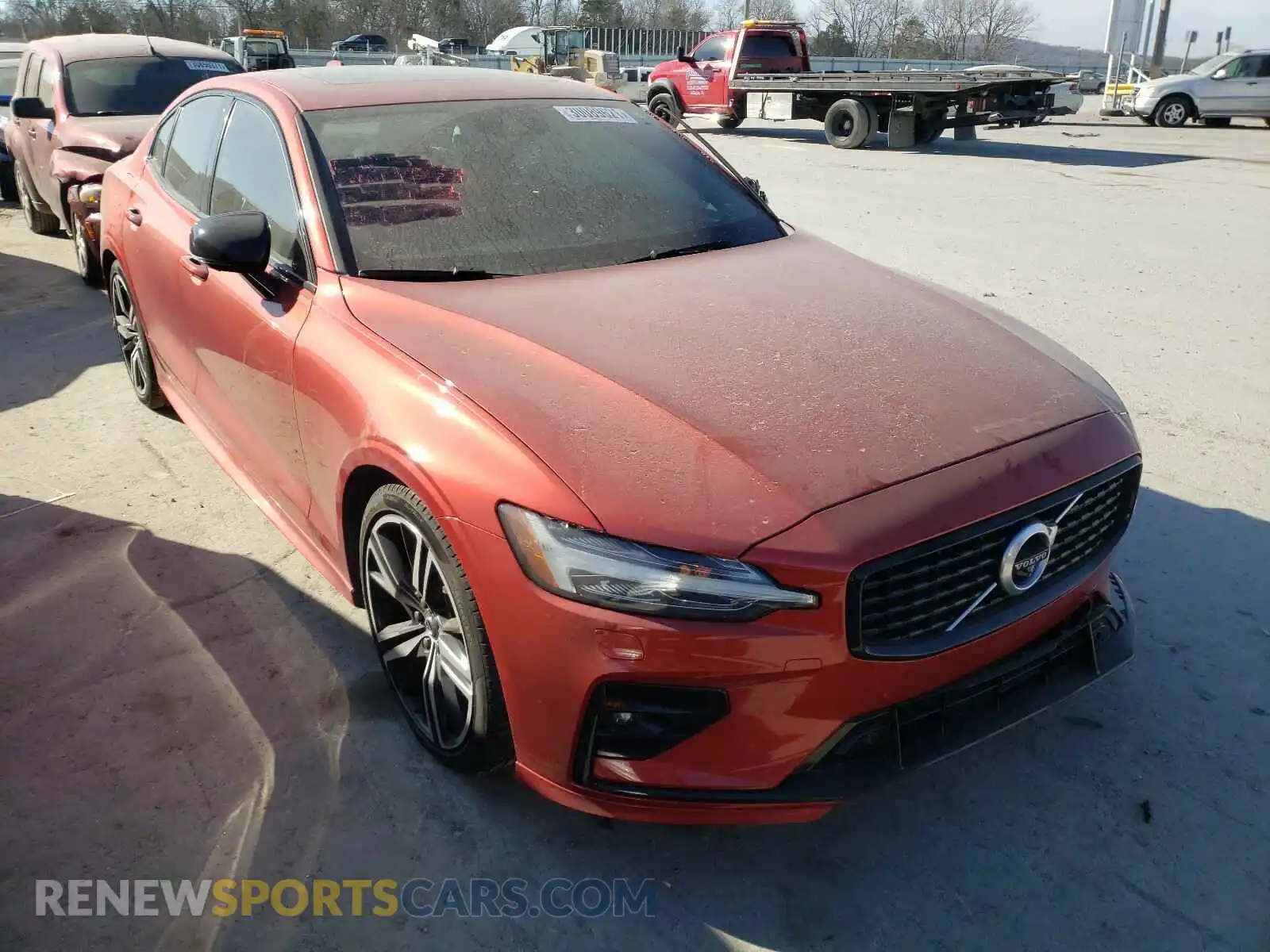 1 Photograph of a damaged car 7JRA22TM7KG000596 VOLVO S60 2019