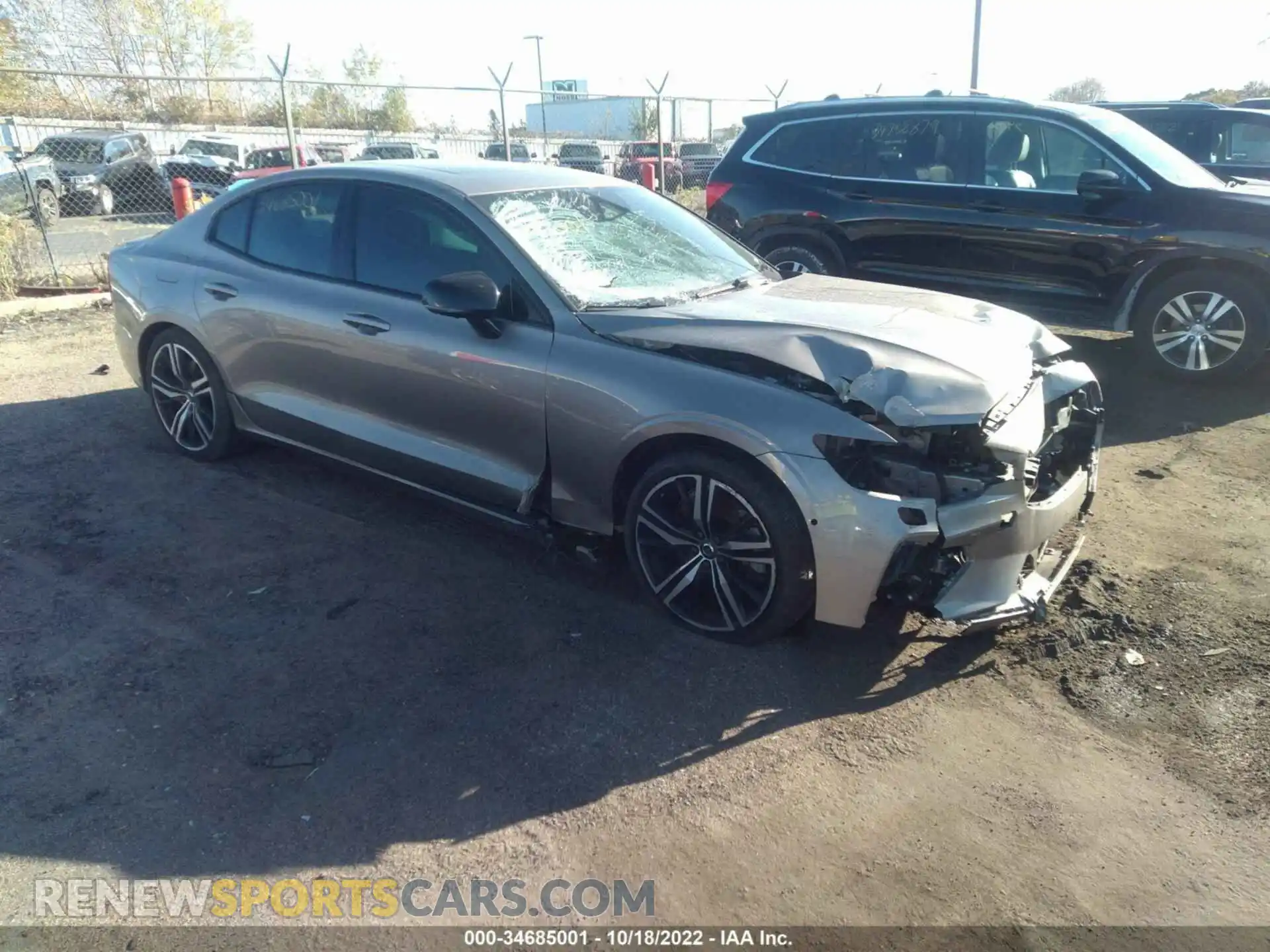 1 Photograph of a damaged car 7JRBR0FM9KG013804 VOLVO S60 2019