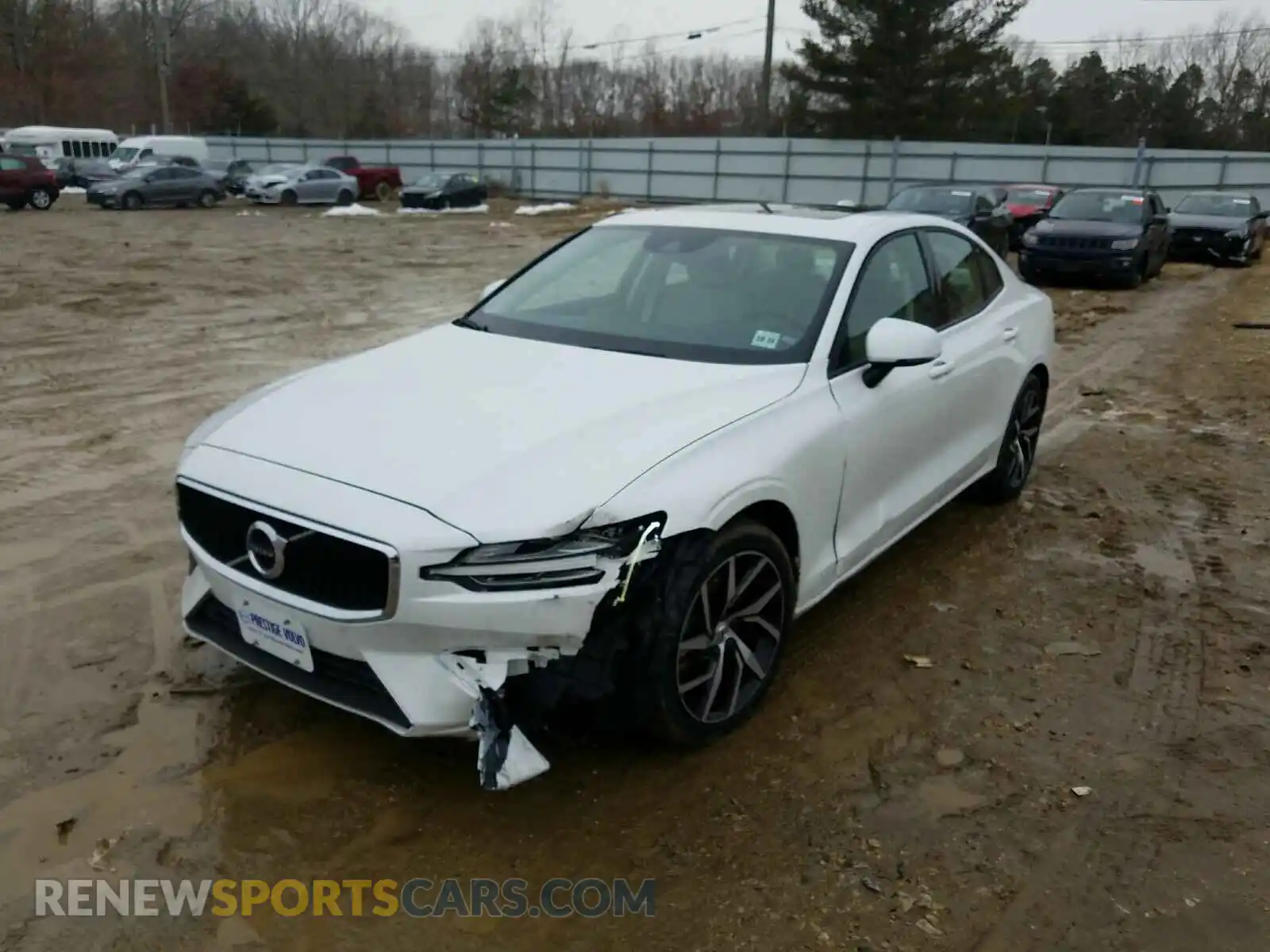 2 Photograph of a damaged car 7JR102FK0LG043341 VOLVO S60 2020