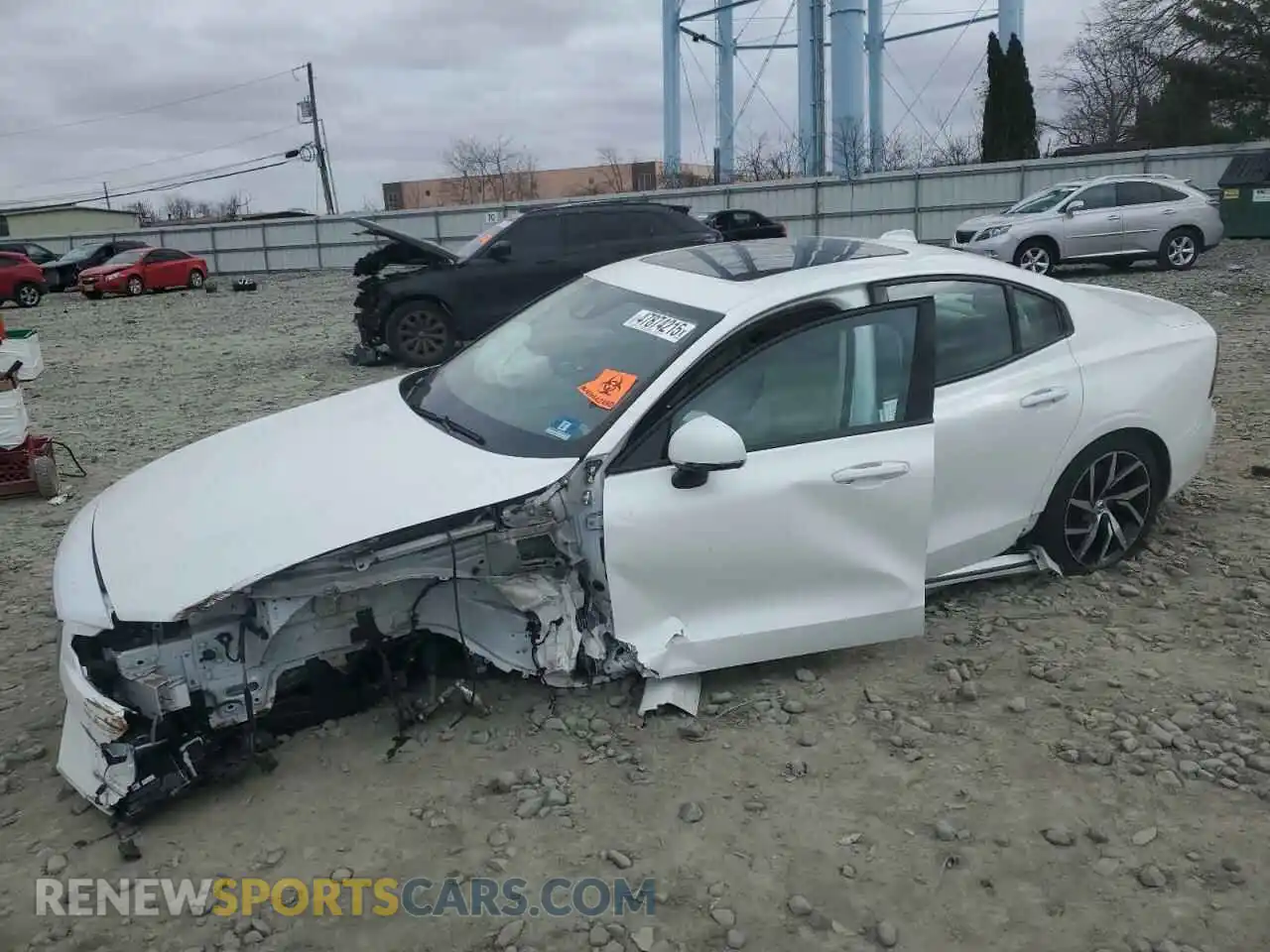 1 Photograph of a damaged car 7JR102FK7LG044227 VOLVO S60 2020