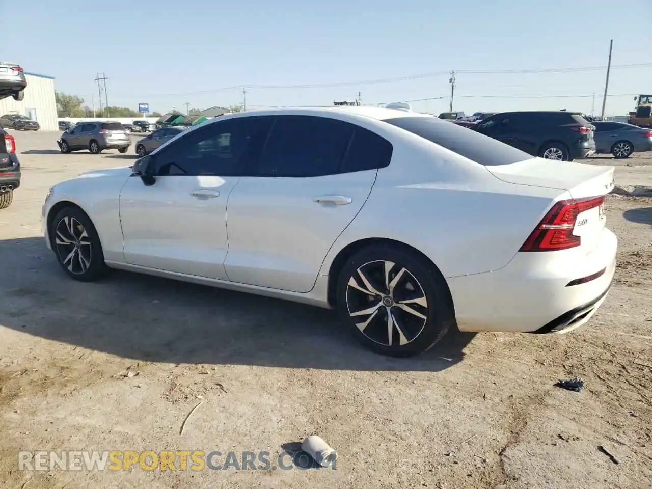 2 Photograph of a damaged car 7JR102FM7LG054578 VOLVO S60 2020